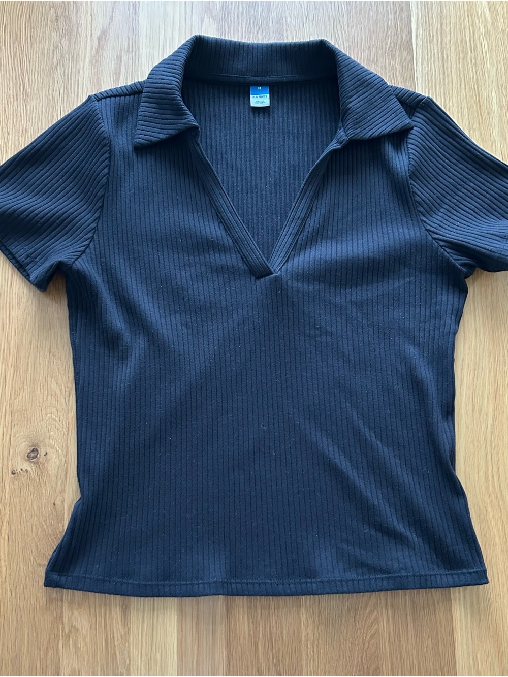 Old Navy Black Ribbed V-Neck Polo Tee